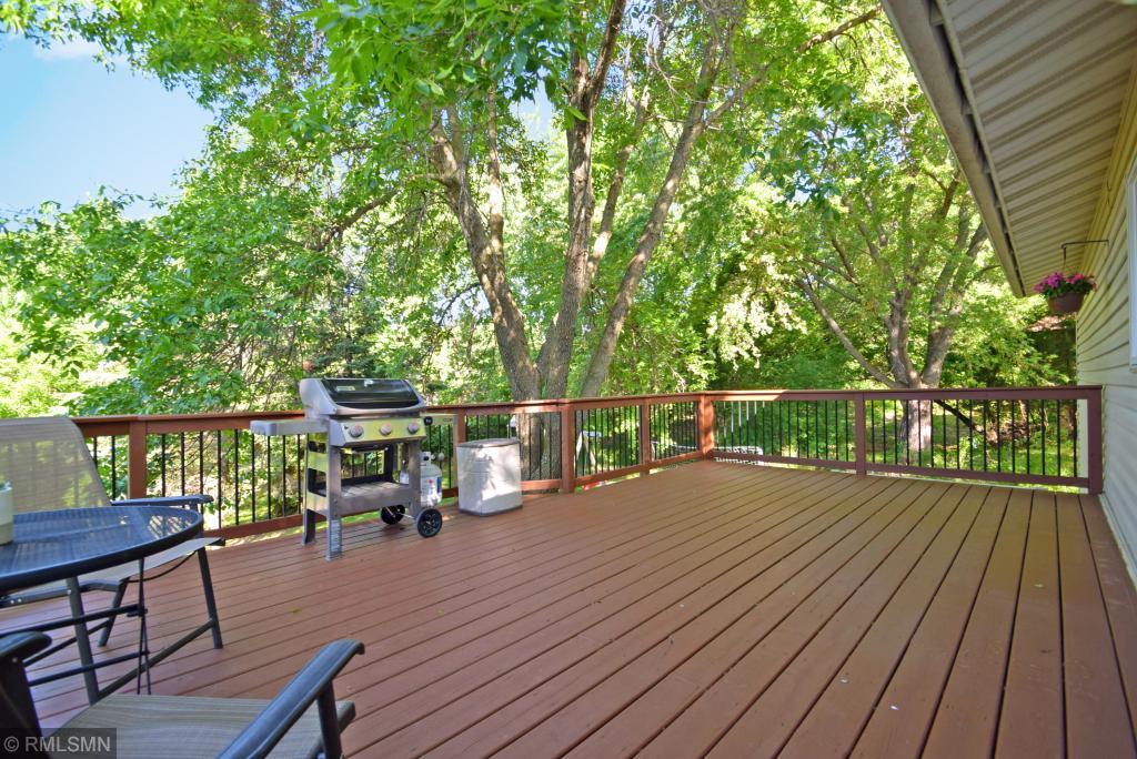4645 Beacon Hill Road Eagan, MN 55122 - Photo 5 of 36 Gallery Image 5
