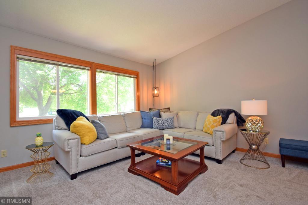 4645 Beacon Hill Road Eagan, MN 55122 - Photo 8 of 36 Gallery Image 8