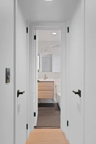 $585,000 | 201 West 21st Street, Unit 11K | Chelsea