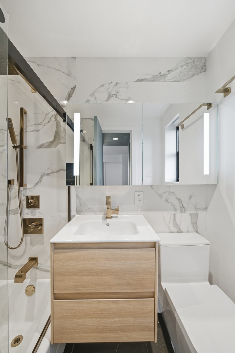 201 West 21st Street, Unit 11K Manhattan, NY 10011 - Photo 14 of 19