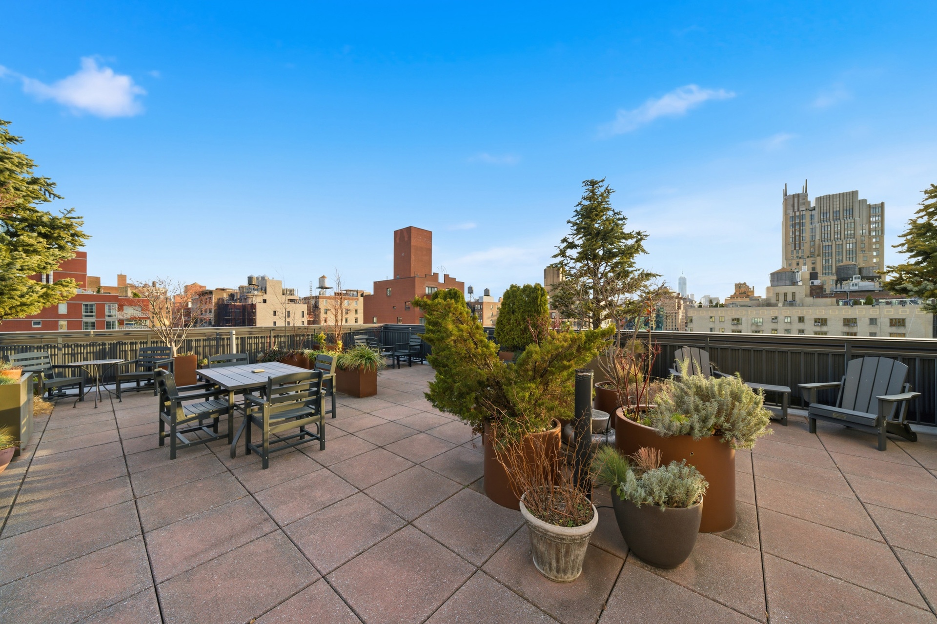 201 West 21st Street, Unit 11K Manhattan, NY 10011 - Photo 16 of 19