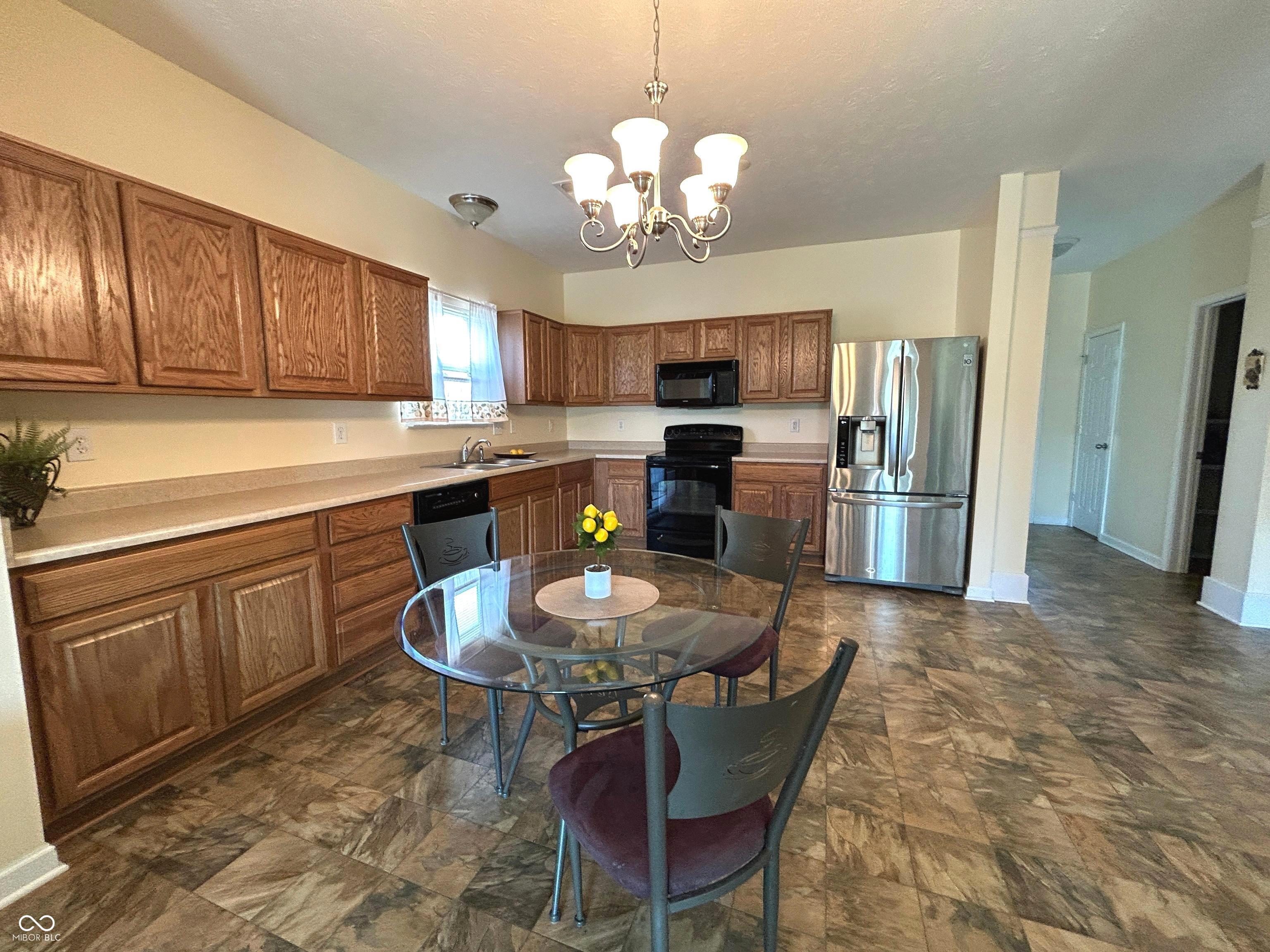 7611 Cloudy Court Camby, IN 46113 - Photo 6 of 21