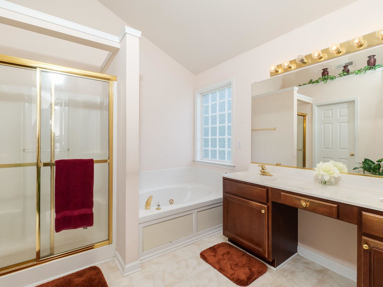 8000 Chatahoochie Lane Raleigh, NC 27616 - Photo 18 of 24 Master Bath/Spa