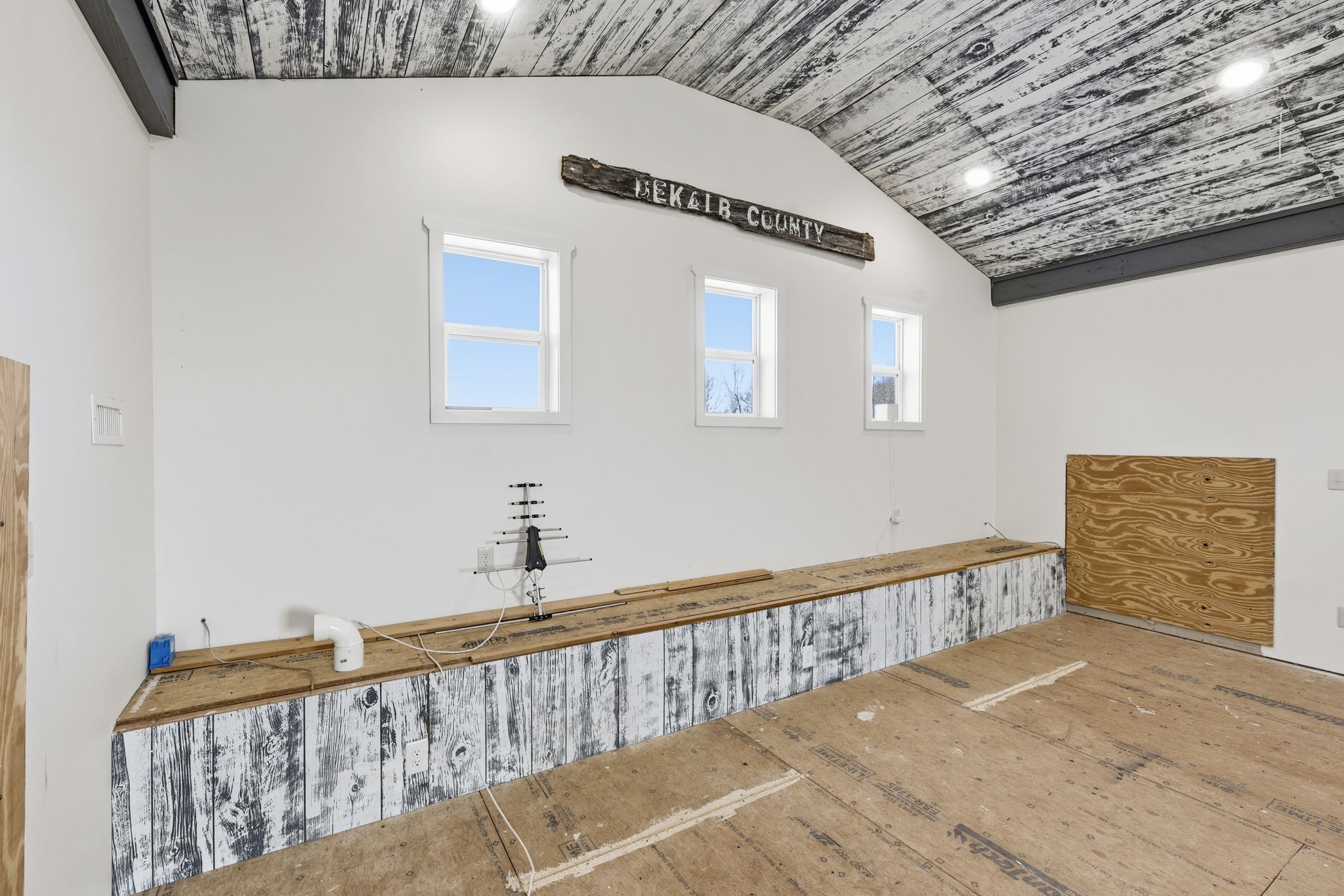 4739 Blue Springs Road Smithville, TN 37166 - Photo 14 of 42