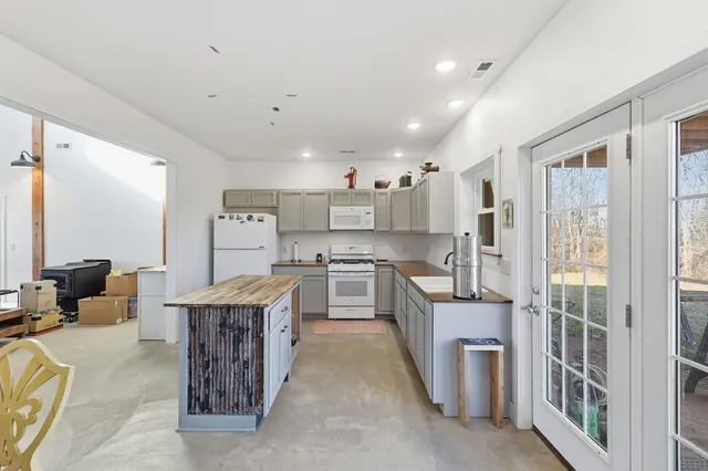 $324,900 | 4739 Blue Springs Road, Smithville, TN 37166