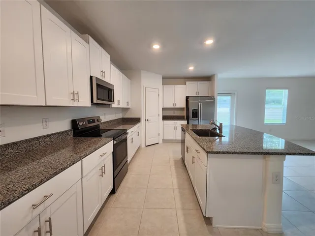 $2,600 | 9905 Spanish Lime Court, Riverview, FL 33578