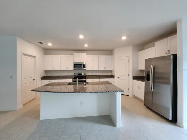 $2,600 | 9905 Spanish Lime Court, Riverview, FL 33578