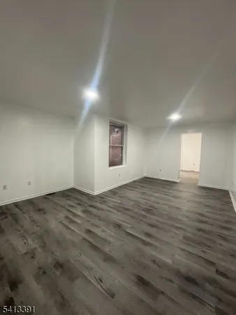 $2,500 | 48 1/2 3rd Street, Unit 2, Newark, NJ 07107