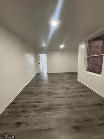$2,500 | 48 1/2 3rd Street, Unit 2, Newark, NJ 07107