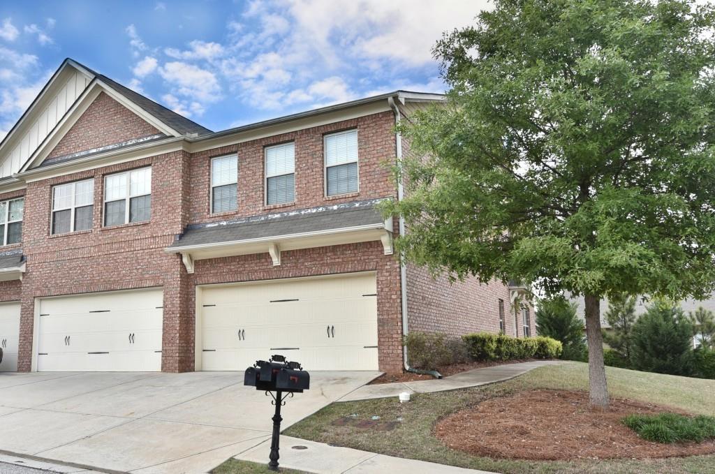 Welcome home to Creekside Manor.