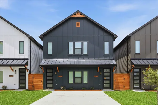 $459,900 | 4029 Cork Drive, Unit AB, Houston, TX 77047