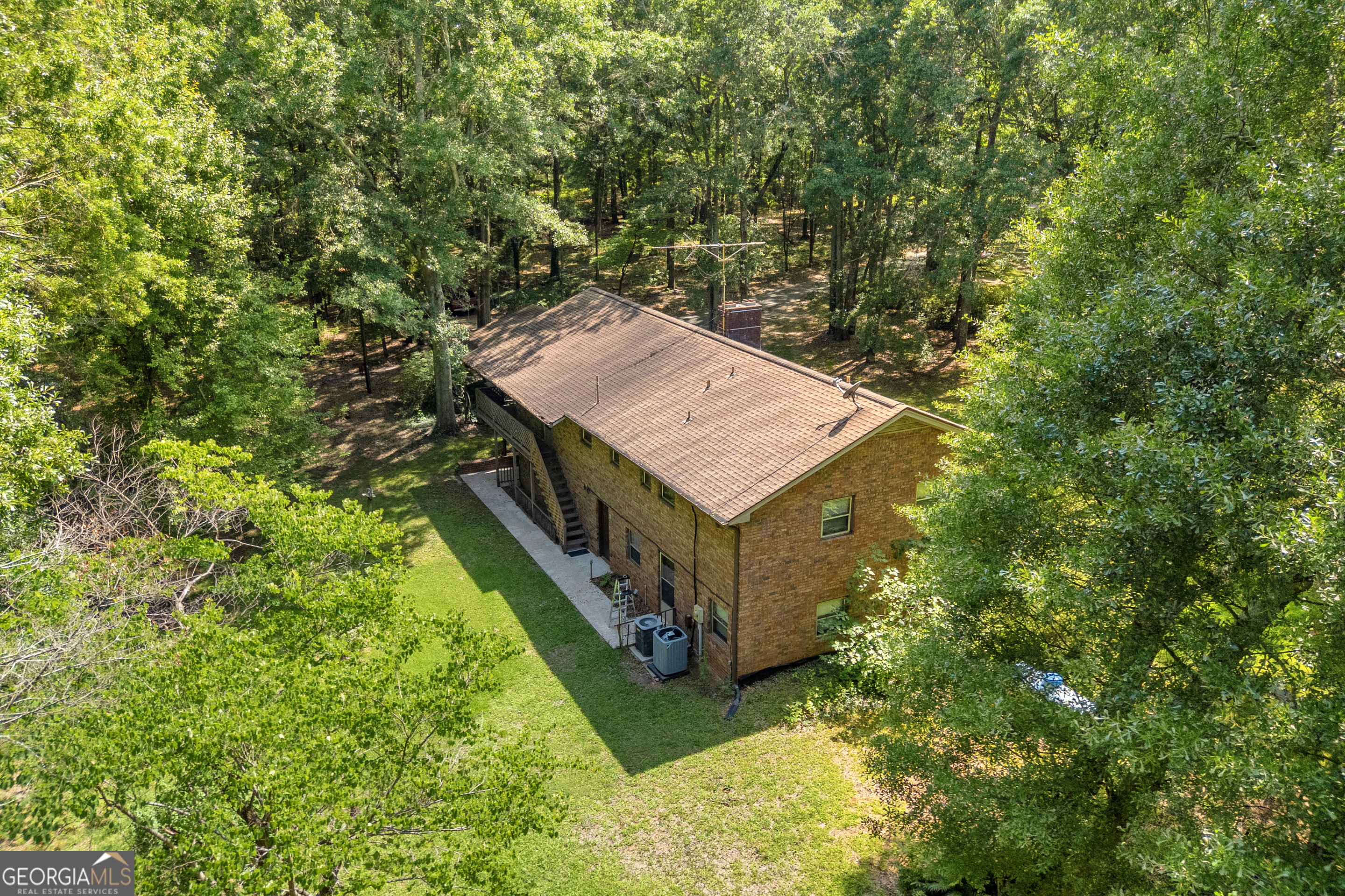 465 Minish Lake Road Commerce, GA 30530 - Photo 2 of 43