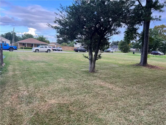 $55,000 | 70 Patterson Drive, Chalmette, LA 70043