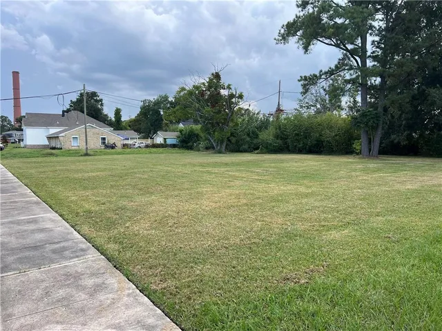 $55,000 | 70 Patterson Drive, Chalmette, LA 70043