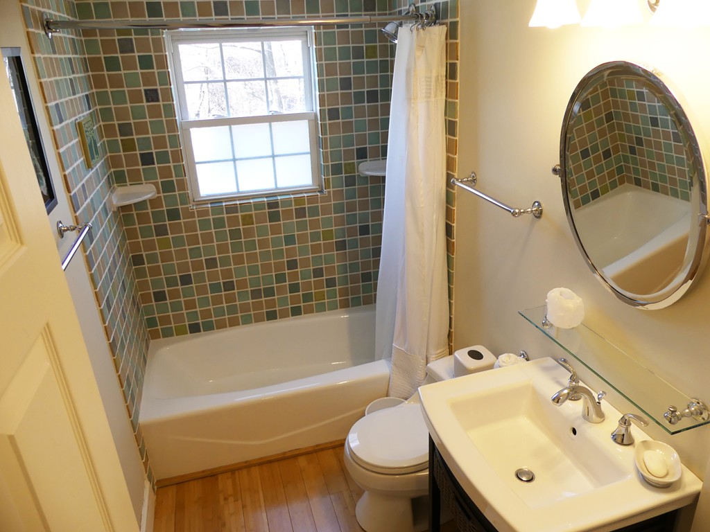 355 River Road Andover, MA 01810 - Photo 16 of 28 Gallery Image 16