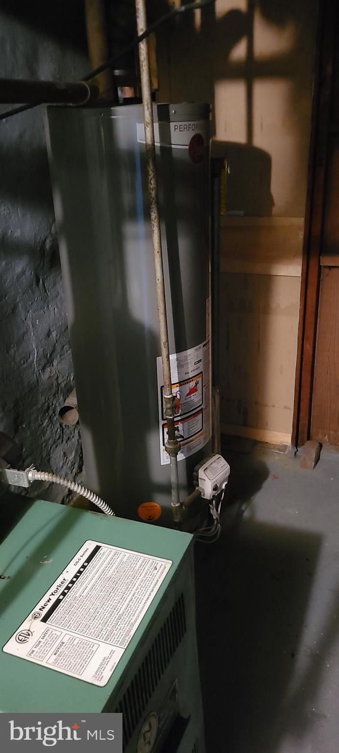 373 Bayard Road Upper Darby, PA 19082 - Photo 54 of 59 Gas Heater Hotwater