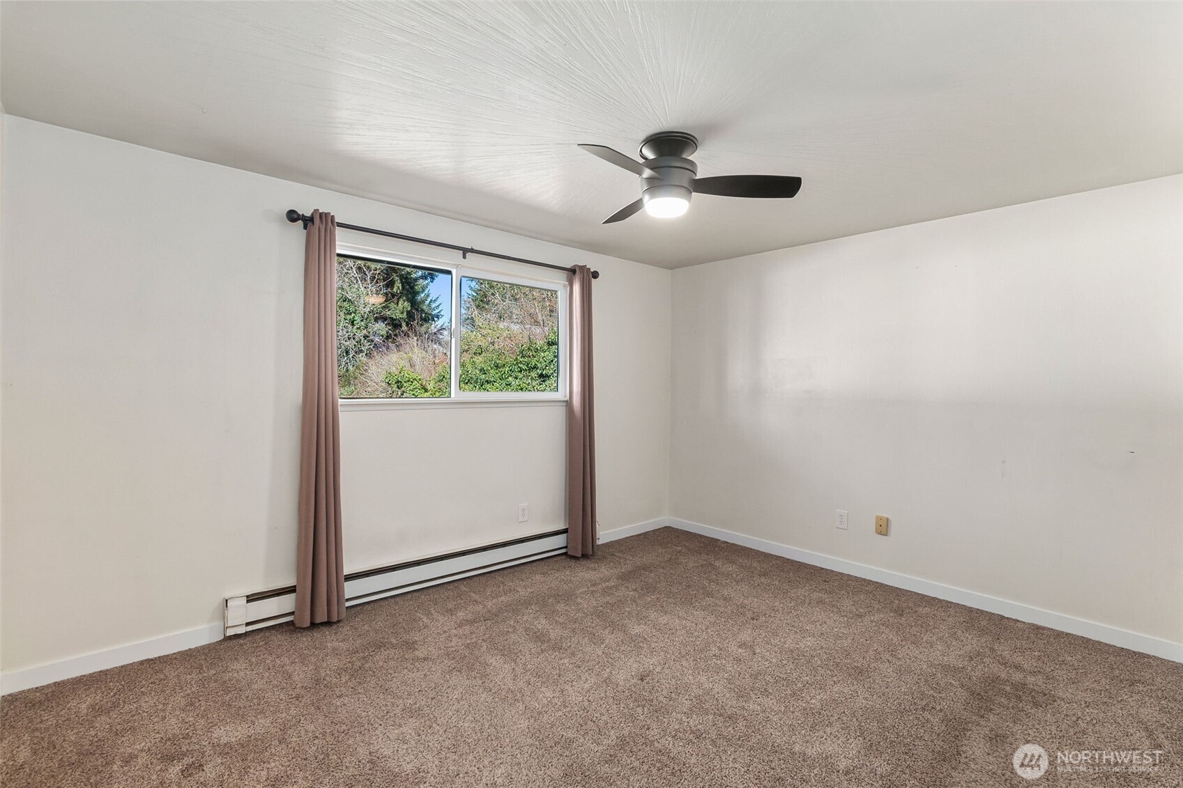 5424 Schoth Road Southwest Tumwater, WA 98512 - Photo 10 of 29 Gallery Image 10
