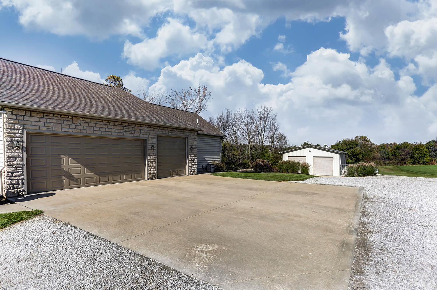 6828 Basil Western Road Carroll, OH 43112 - Photo 13 of 80 Gallery Image 13