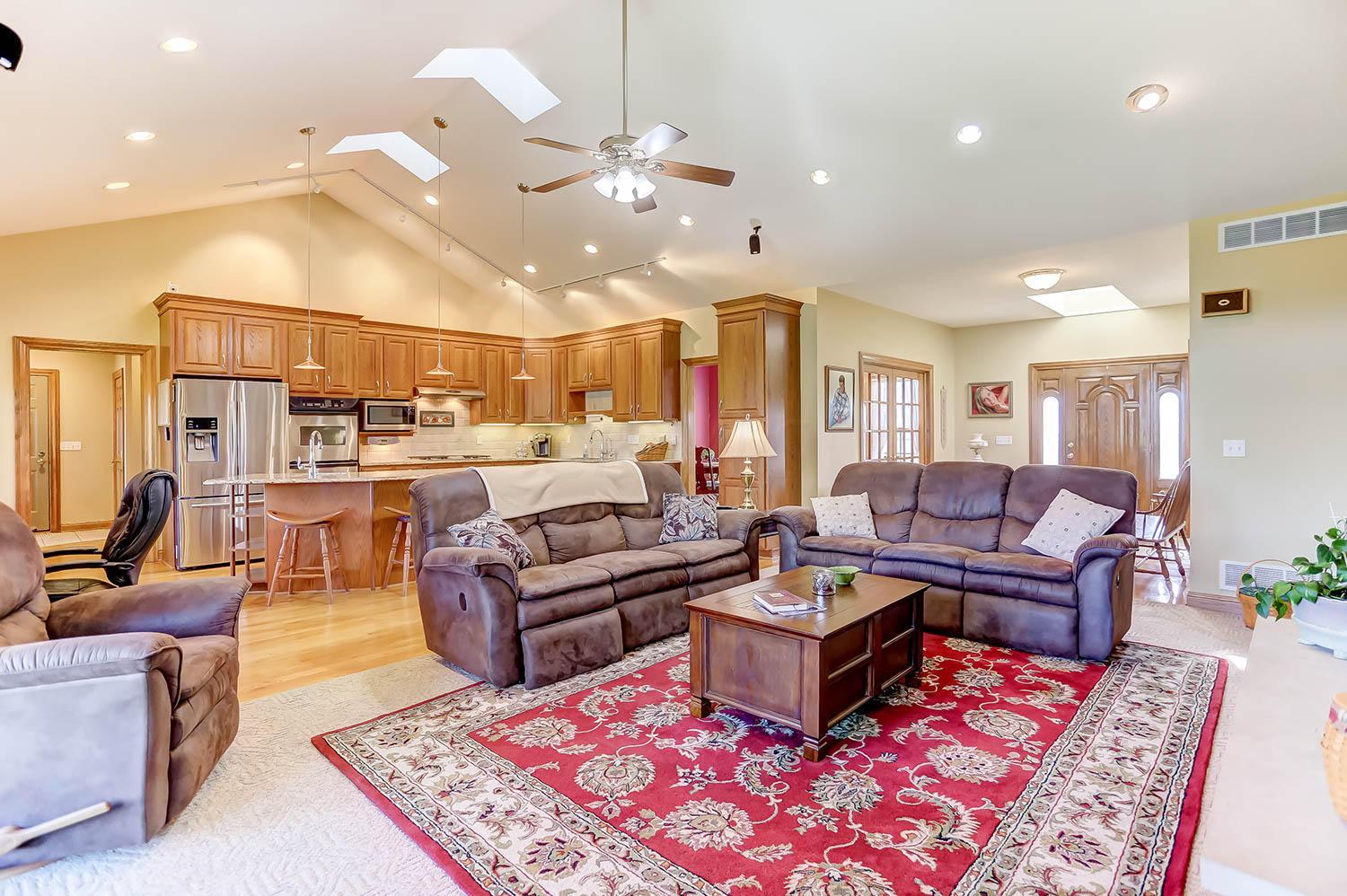 6828 Basil Western Road Carroll, OH 43112 - Photo 25 of 80 Gallery Image 25