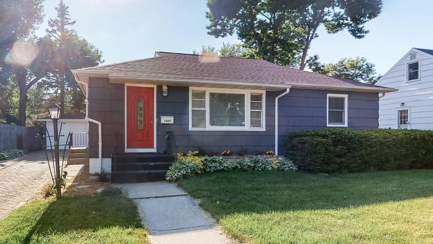 1409 14th Avenue Northwest Rochester, MN 55901 - Photo 3 of 36