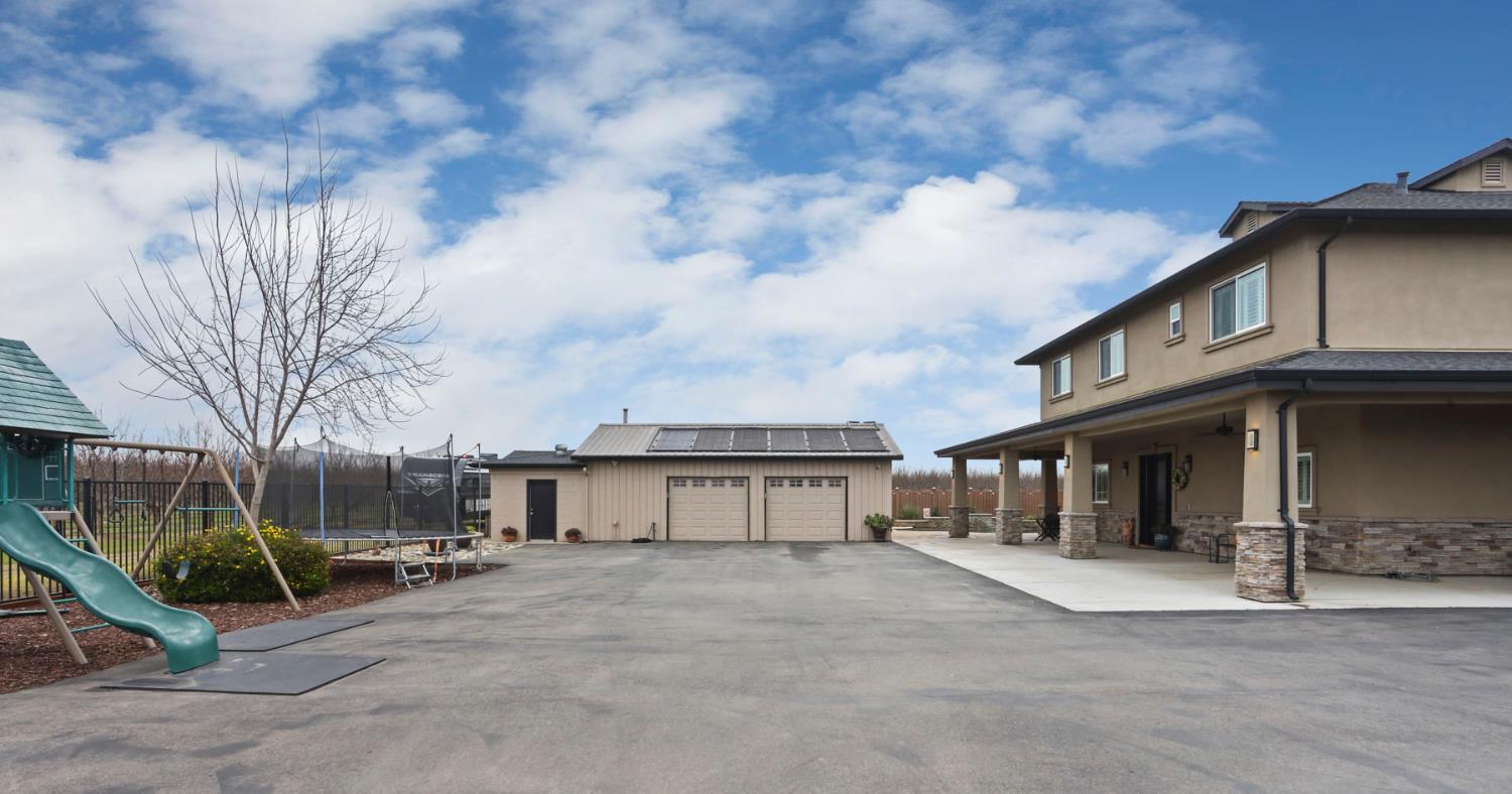 23346 Frederick Road Ripon, CA 95366 - Photo 4 of 96