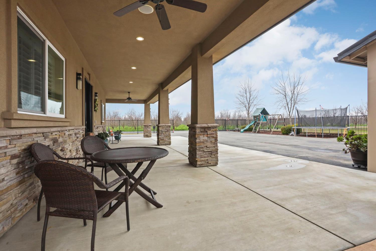 23346 Frederick Road Ripon, CA 95366 - Photo 9 of 96