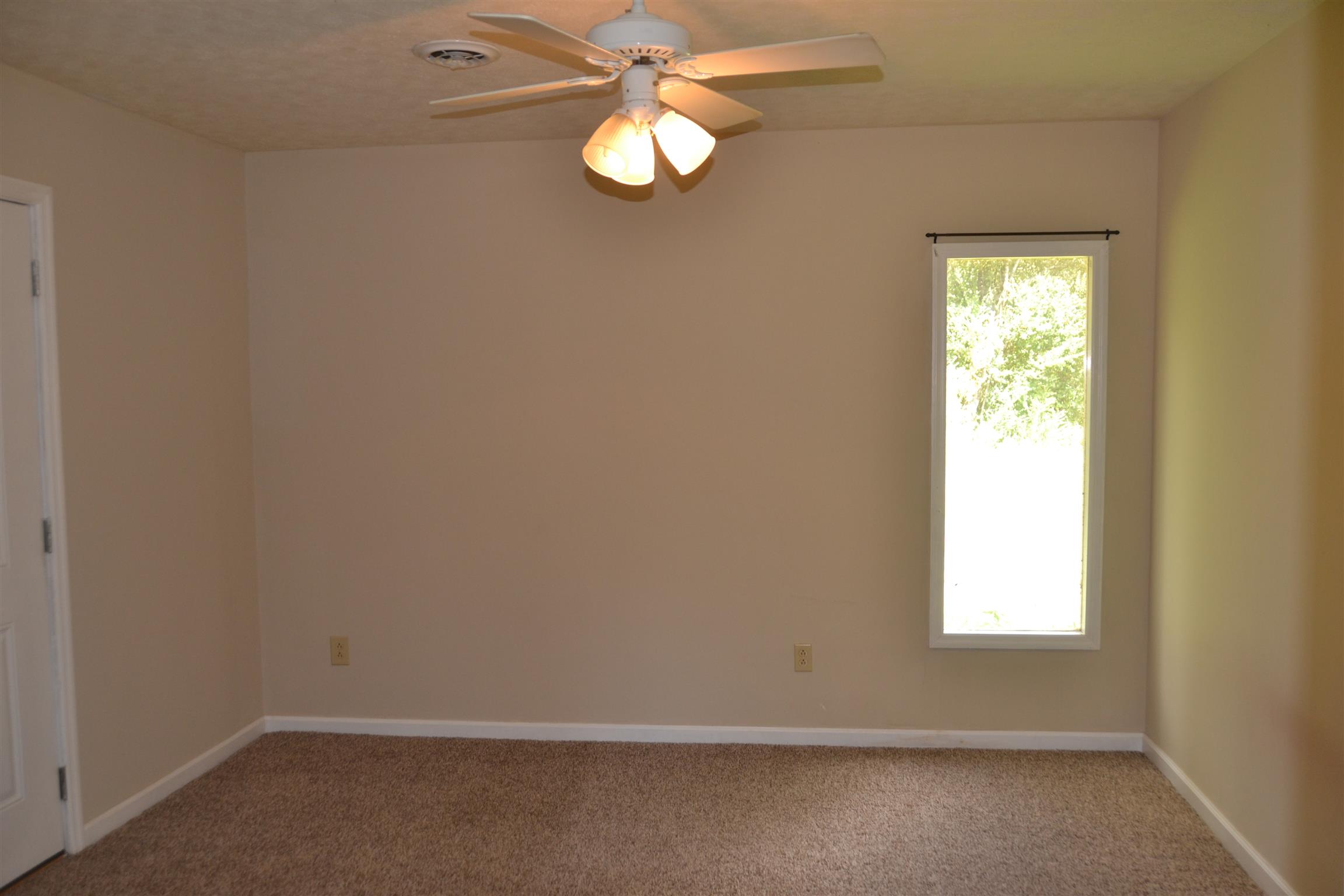 5093 Jacksboro Road Morrison, TN 37357 - Photo 6 of 24