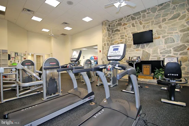 $319,500 | 1005 Great Hall Drive, Lebanon, PA 17042