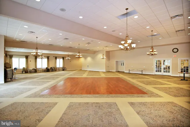 $319,500 | 1005 Great Hall Drive, Lebanon, PA 17042