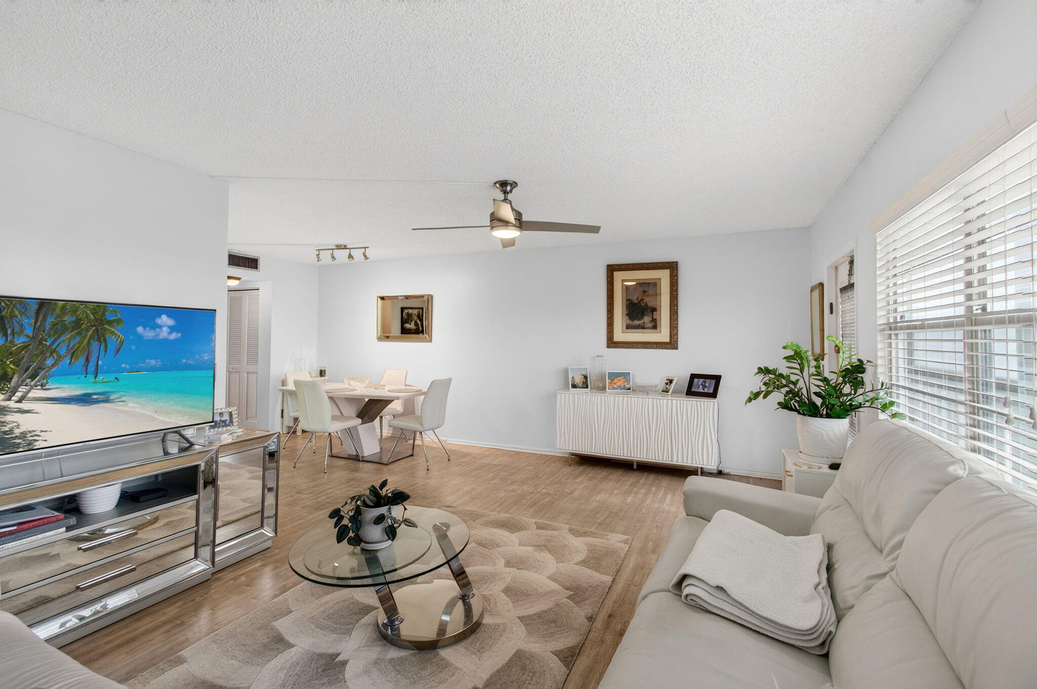 4048 Rexford Drive, Unit 4048 Boca Raton, FL 33434 - Photo 14 of 106 19-web-or-mls-DSC_5172