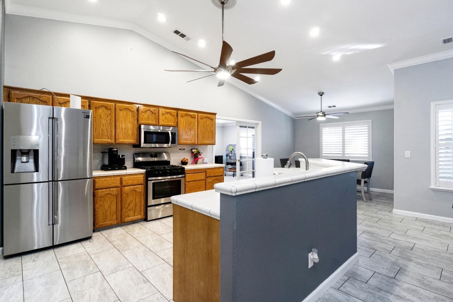 1001 West Audubon Road Hanford, CA 93230 - Photo 11 of 35 Gallery Image 11