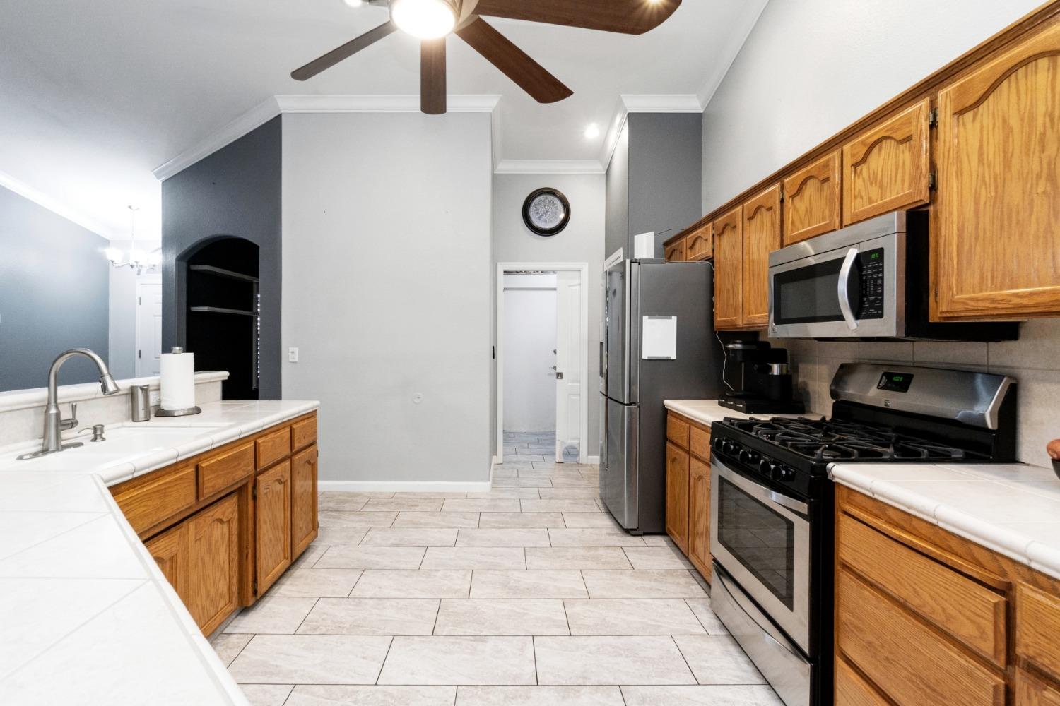 1001 West Audubon Road Hanford, CA 93230 - Photo 13 of 35 Gallery Image 13