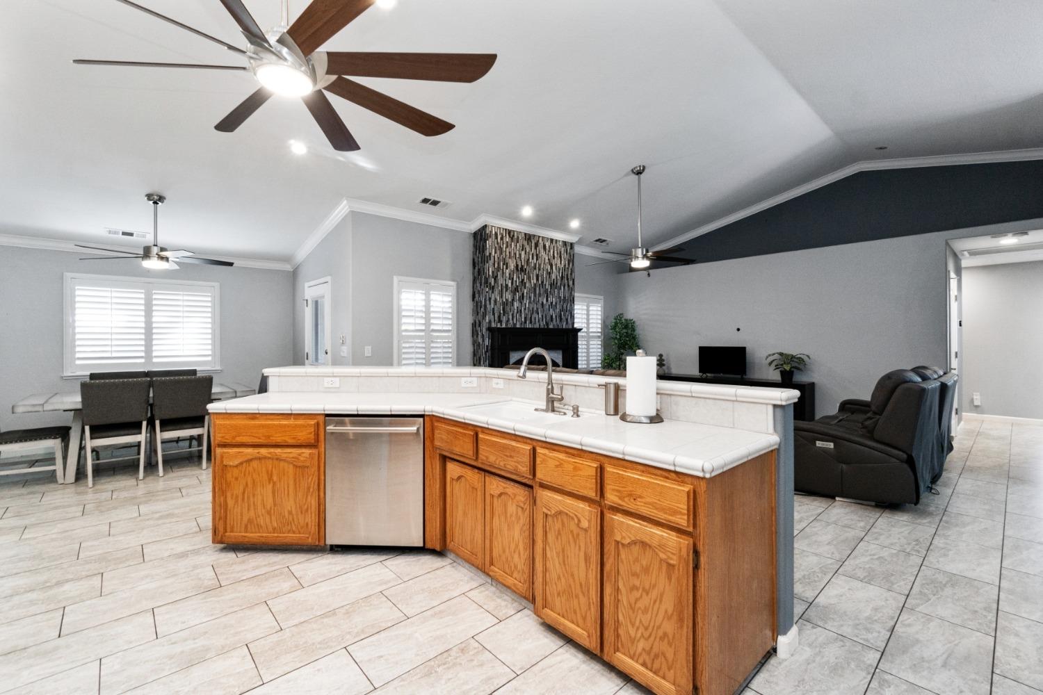 1001 West Audubon Road Hanford, CA 93230 - Photo 15 of 35 Gallery Image 15