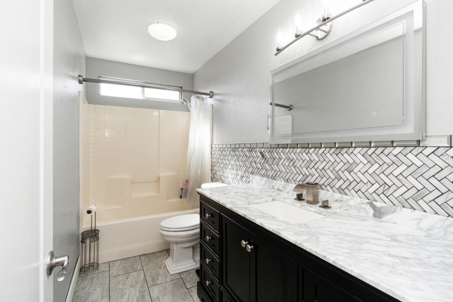 1001 West Audubon Road Hanford, CA 93230 - Photo 26 of 35 Gallery Image 26