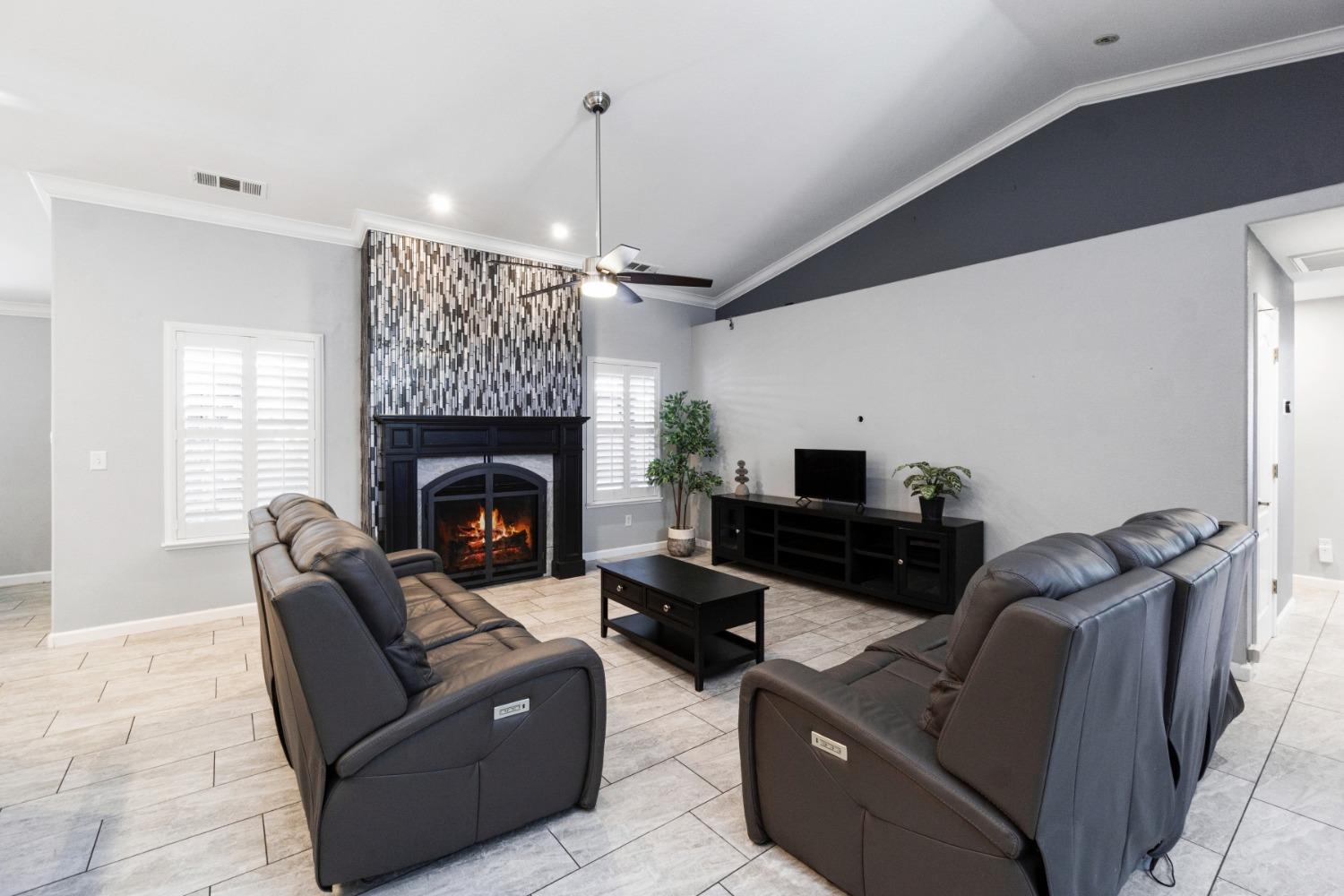 1001 West Audubon Road Hanford, CA 93230 - Photo 8 of 35 Gallery Image 8