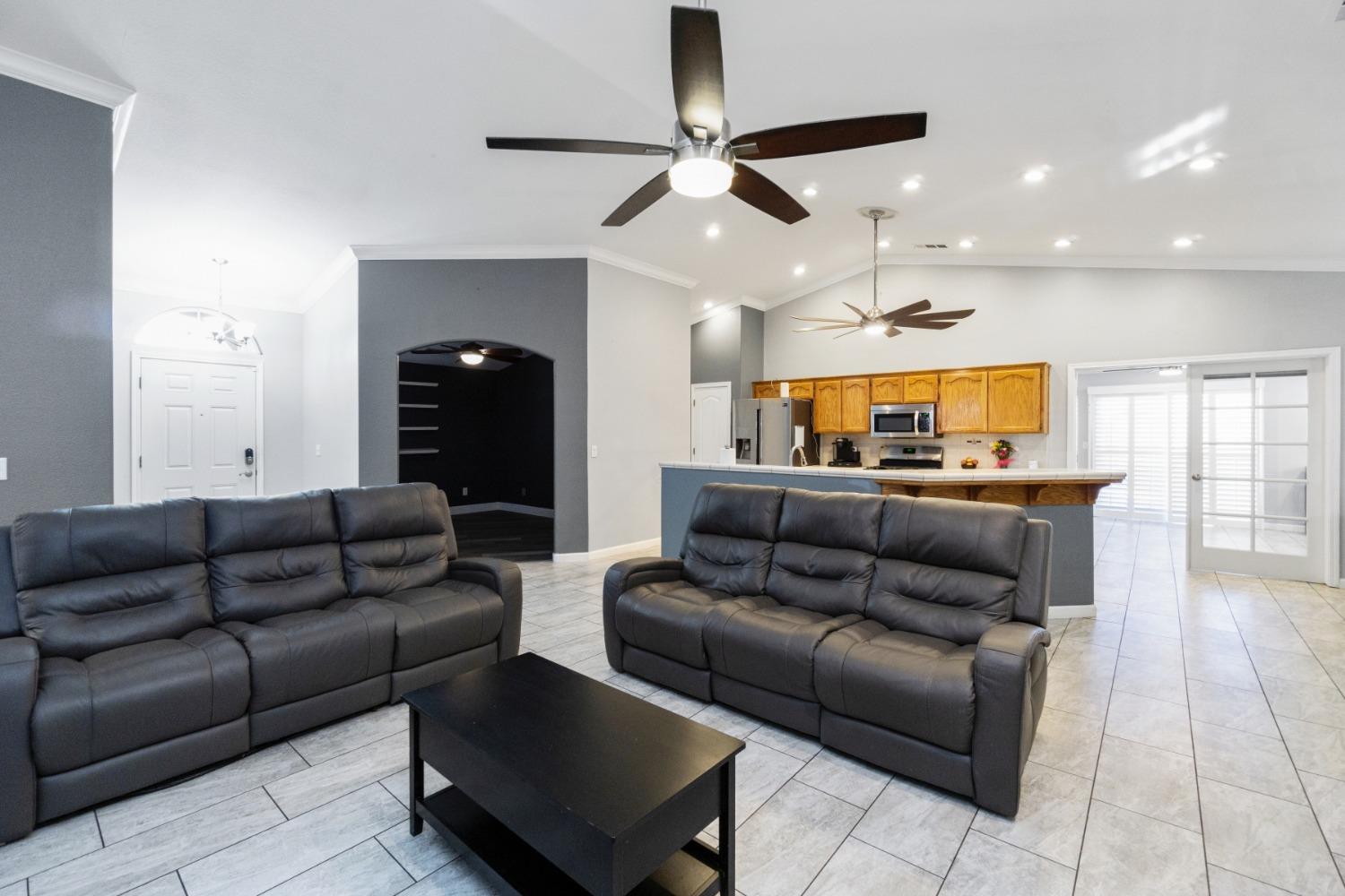 1001 West Audubon Road Hanford, CA 93230 - Photo 10 of 35 Gallery Image 10