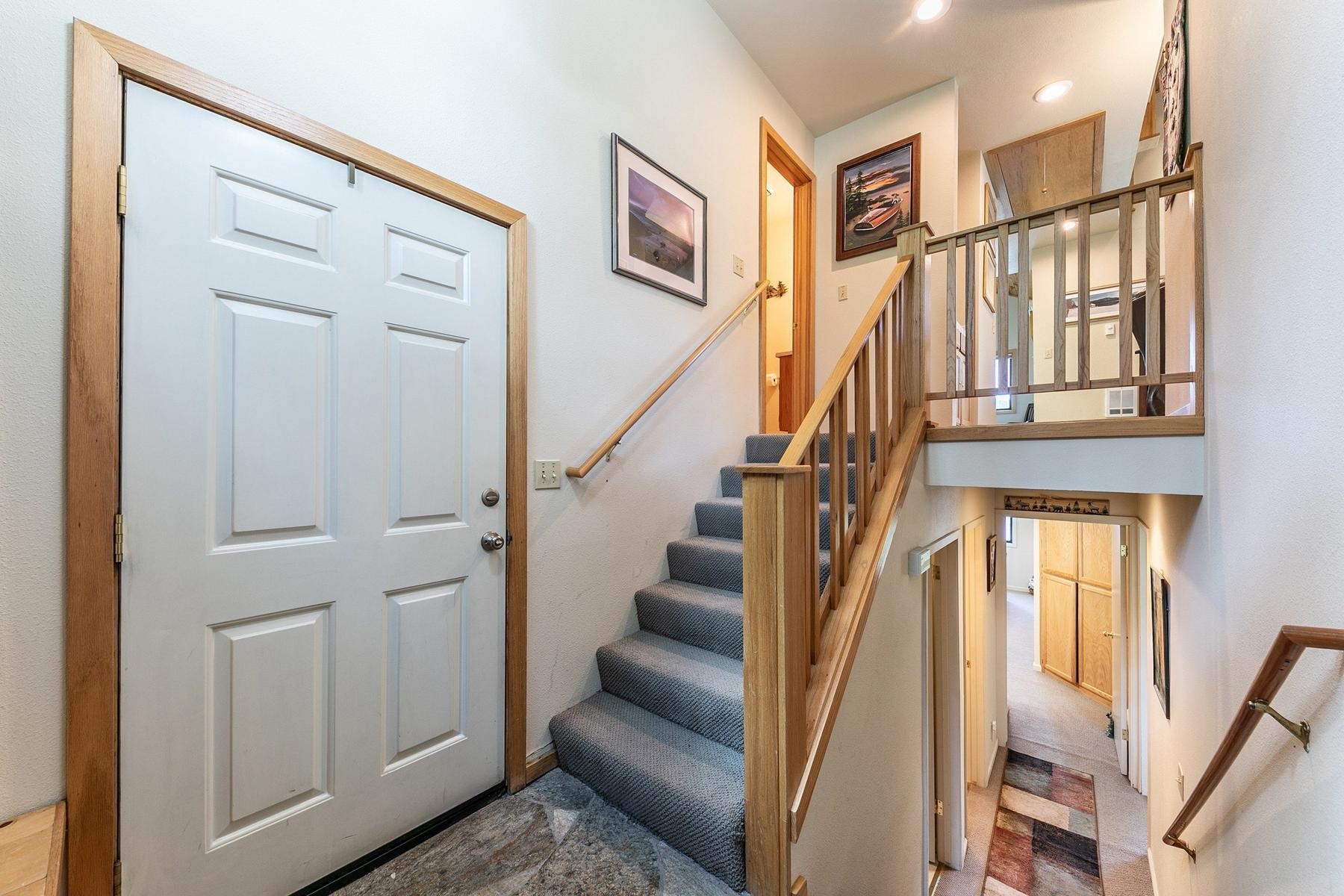 15486 Donner Pass Road, Unit 17 Truckee, CA 96161 - Photo 11 of 28
