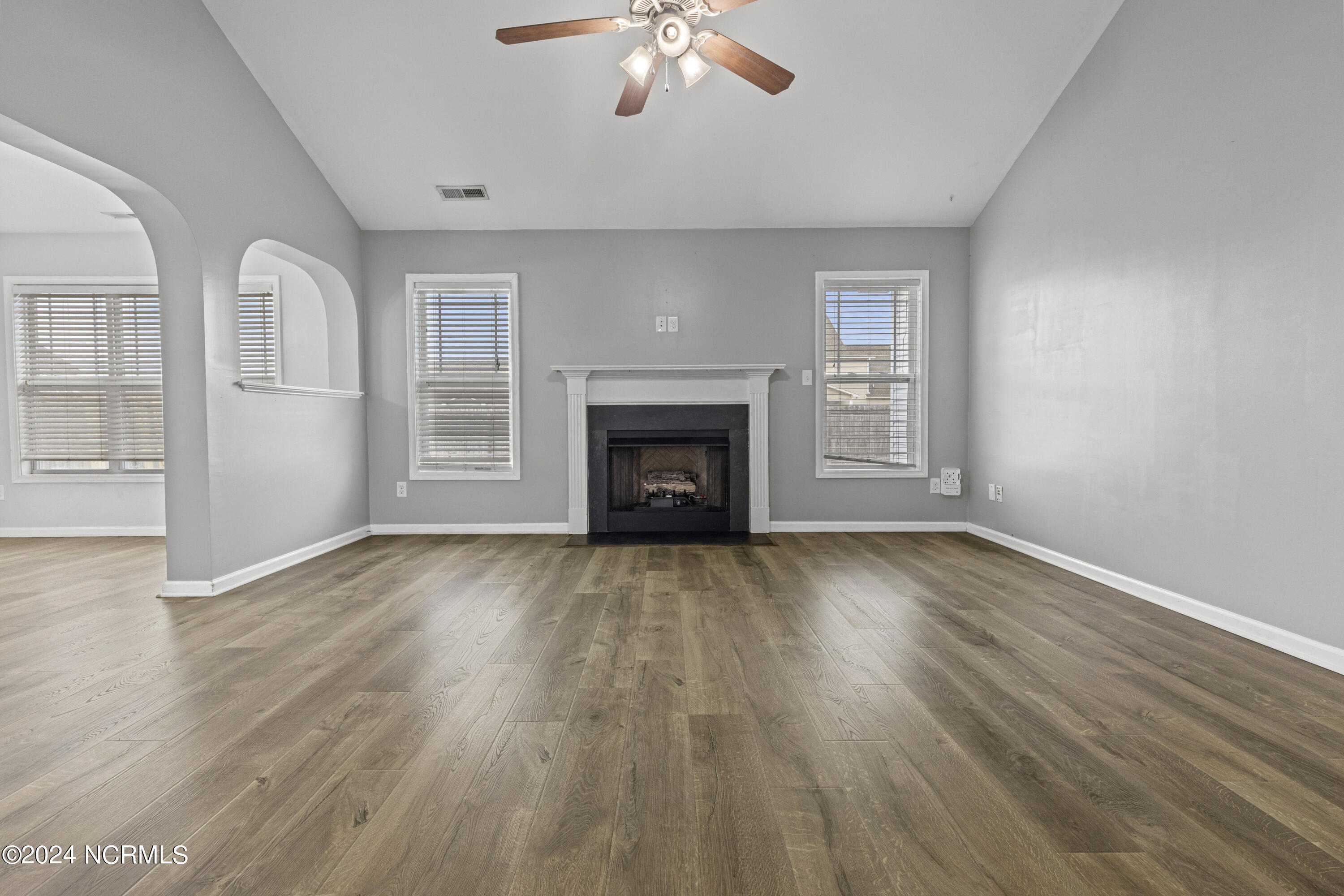 361 Sonoma Road Jacksonville, NC 28546 - Photo 2 of 15 0W2A6063