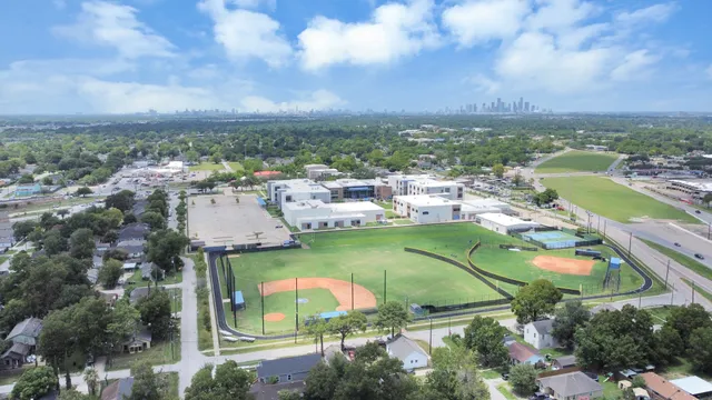 $859 | 1801 Roosevelt Street, Unit 1801, Houston, TX 77012