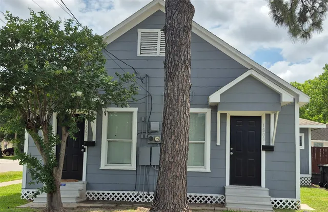 $859 | 1801 Roosevelt Street, Unit 1801, Houston, TX 77012