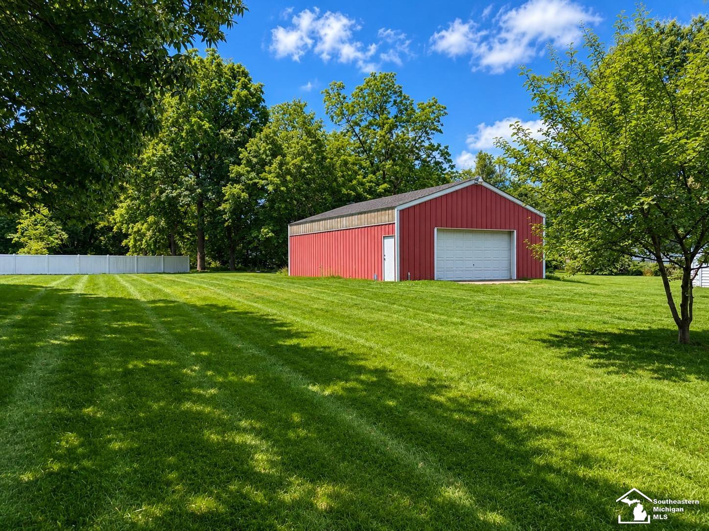 1090 Cole Road Monroe, MI 48162 - Photo 2 of 22
