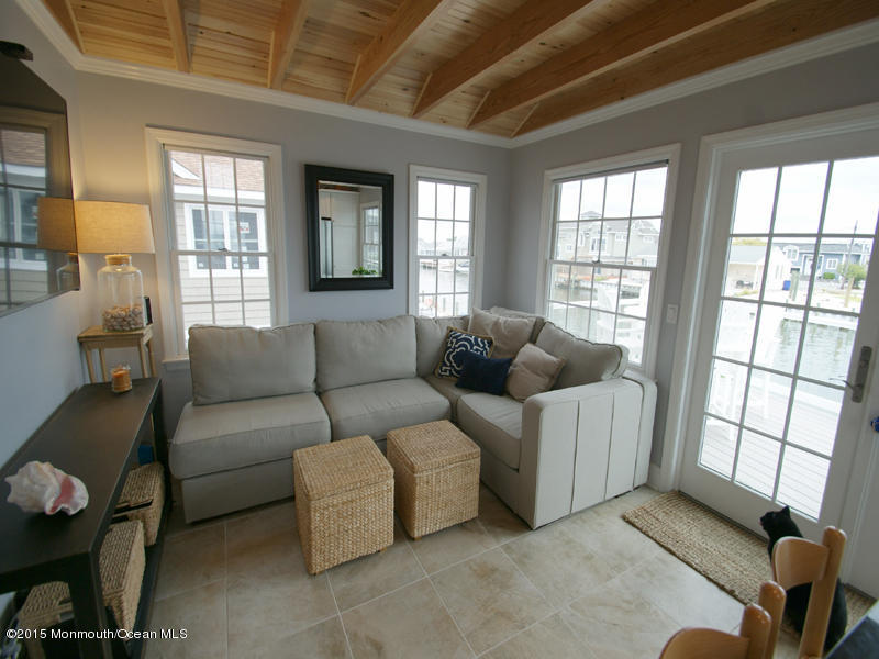 3212 Dory Road Lavallette, NJ 08735 - Photo 12 of 36 Family room