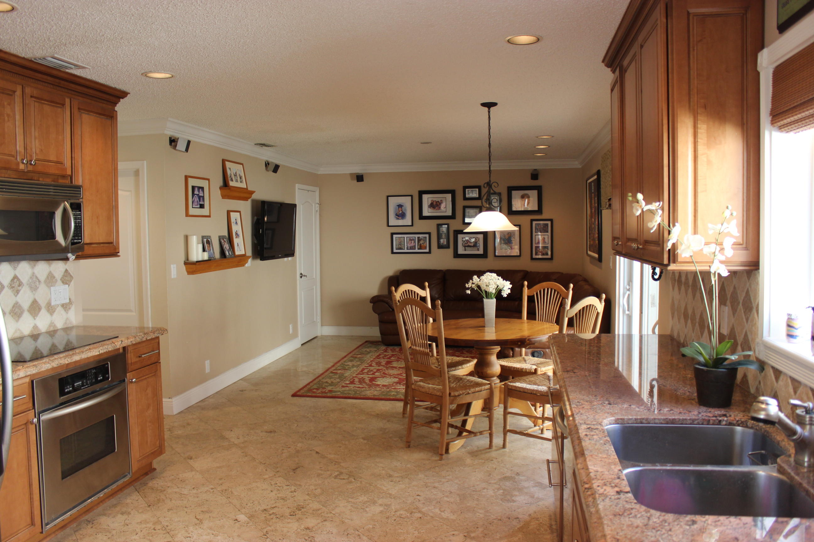 6287 Via Palladium Boca Raton, FL 33433 - Photo 8 of 19 KITCHEN/FAMILY ROOM