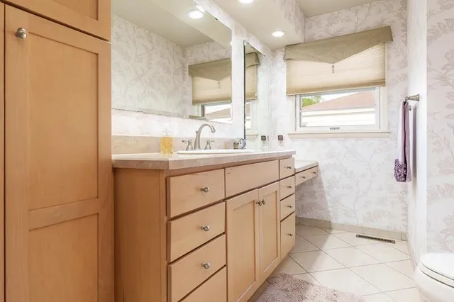 $550,000 | 2303 Rock Terrace, Rockford, IL 61103