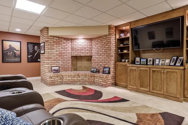 $550,000 | 2303 Rock Terrace, Rockford, IL 61103