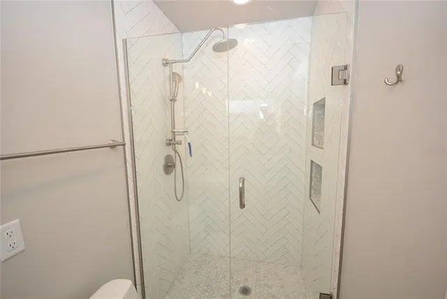 $2,875 | 3006 Vine Street, Orlando, FL 32806