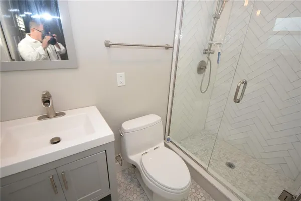 $2,500 | 3006 Vine Street, Orlando, FL 32806