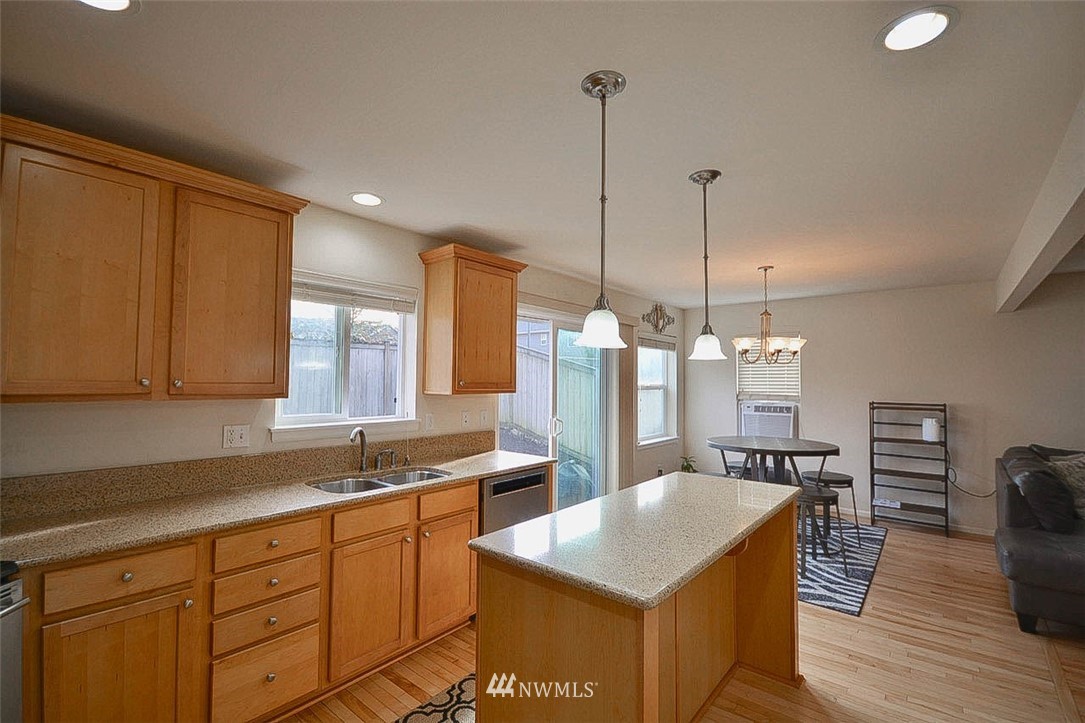 4355 Roxanna Loop Southeast Lacey, WA 98503 - Photo 11 of 29 Gallery Image 11