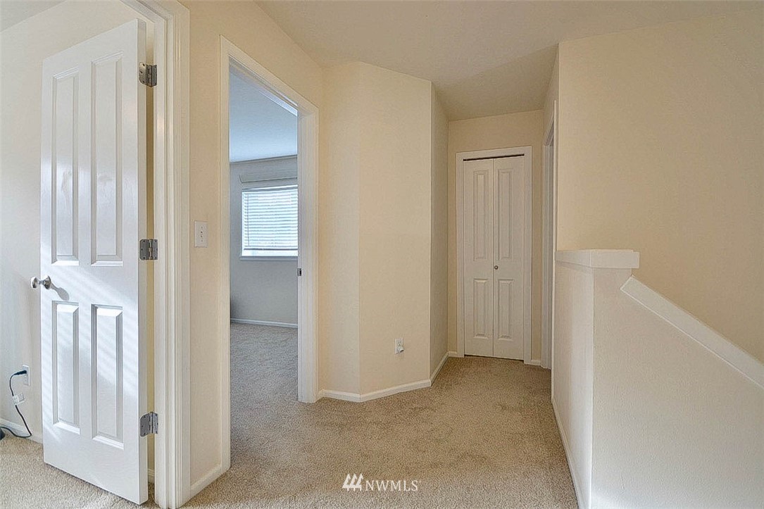 4355 Roxanna Loop Southeast Lacey, WA 98503 - Photo 19 of 29 Gallery Image 19