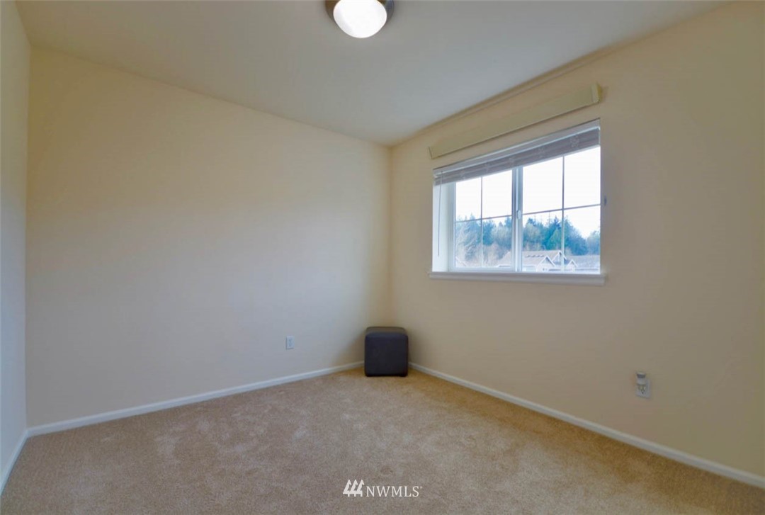 4355 Roxanna Loop Southeast Lacey, WA 98503 - Photo 20 of 29 Gallery Image 20